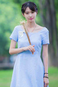 杏美月